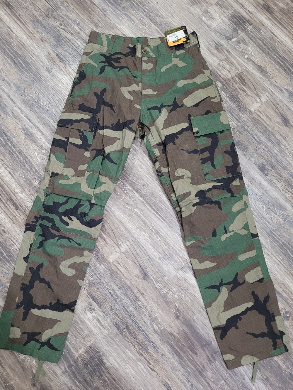 VTG New Military Woodland Camo Cargo Army Pants Men's  sz Small